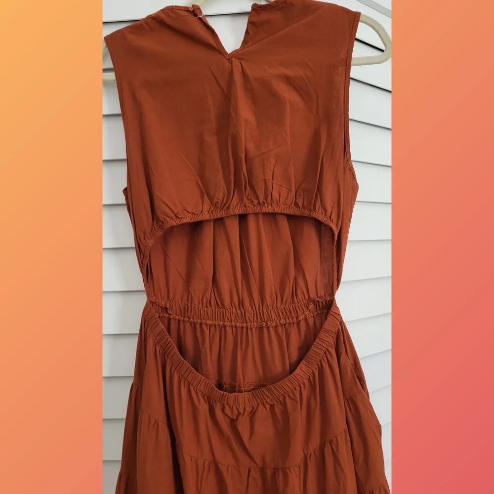 DRESS - Picture 3 of 5